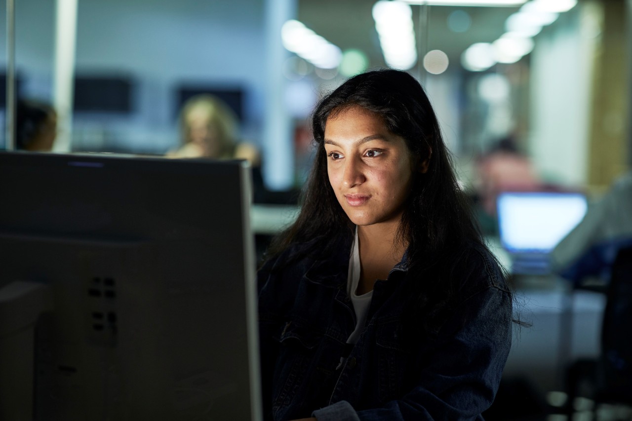 Student in hub